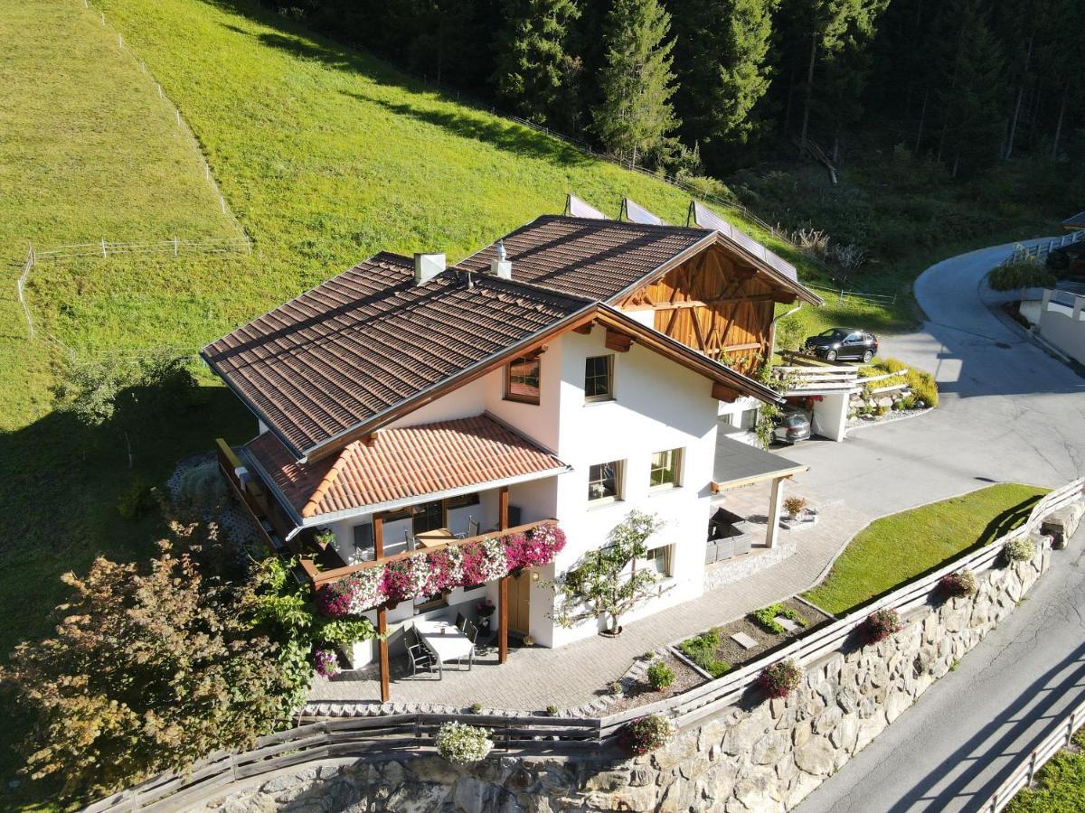 Haus Evelin Daire Sankt Leonhard im Pitztal Dış mekan fotoğraf