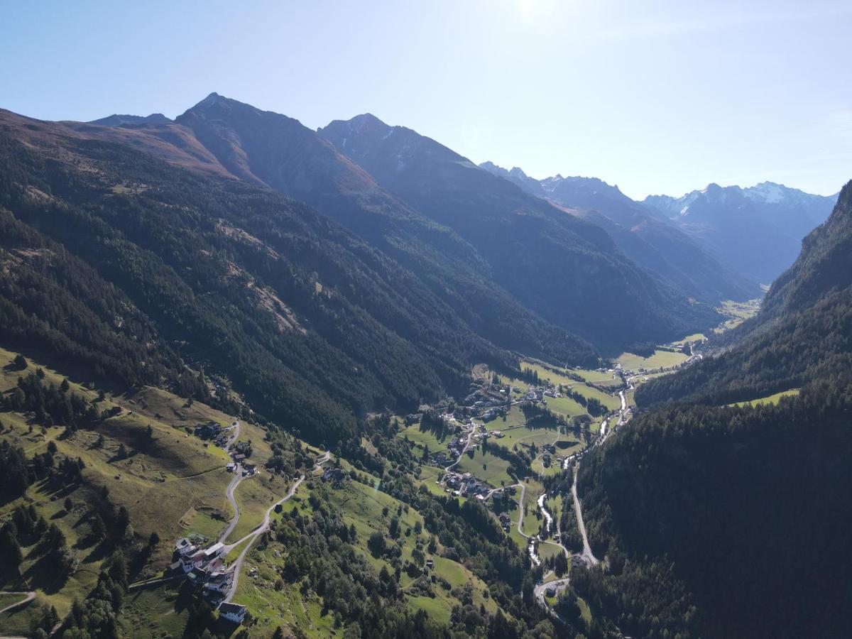 Haus Evelin Daire Sankt Leonhard im Pitztal Dış mekan fotoğraf