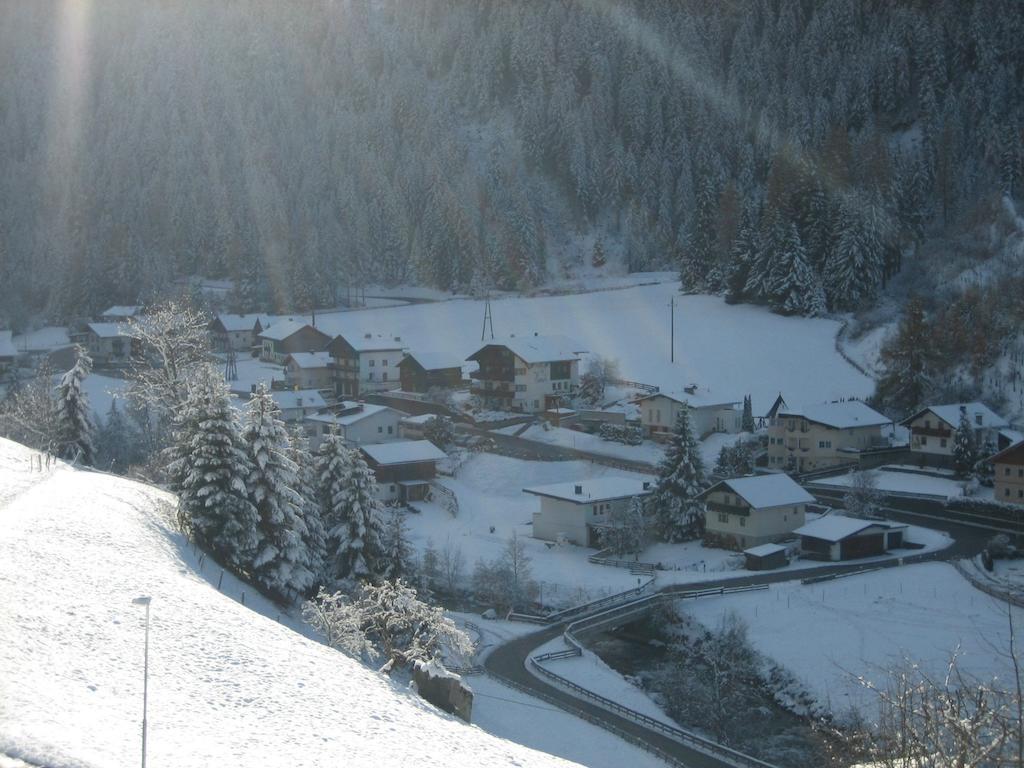 Haus Evelin Daire Sankt Leonhard im Pitztal Dış mekan fotoğraf